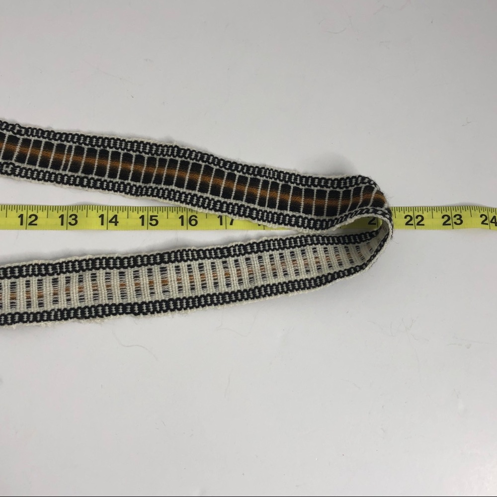 Woven Wool Cross Body Circle Bag - Picture 7 of 7